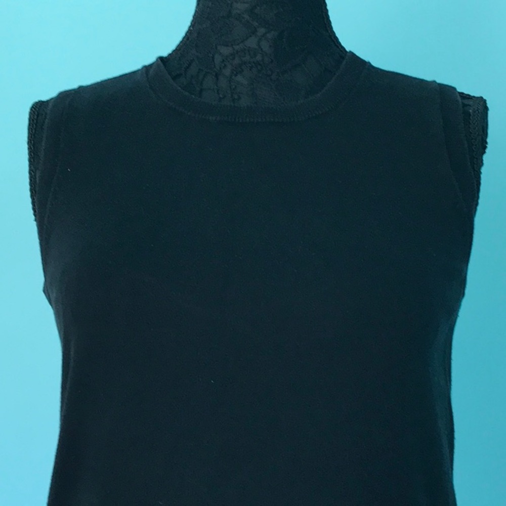 ⭐️Black sweater vest